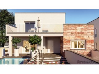 This project is only 1.5 kilometers from the sandy beaches..