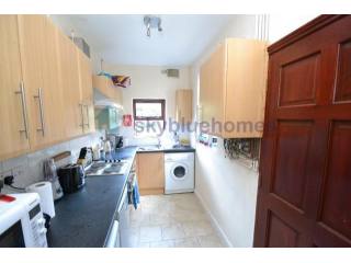 House - GREAT student property for..