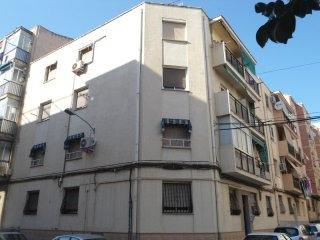 2 bedroom, 1 bathroom Apartment, (build..