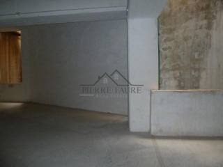 Garage - Sliema