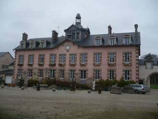 Fine Quality Manor House