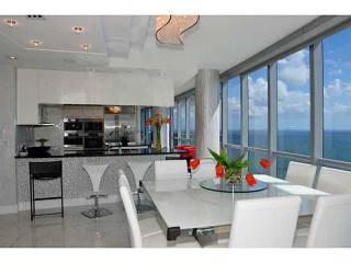 17121 COLLINS AVENUE # 4201 Sunny Isles..