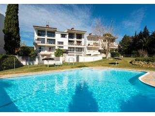 APARTMENT FOR SALE IN ESTEPONA