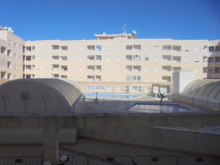 2 bed Apartment Torrevieja Ref: LPERL418