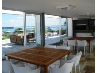 Bedroom Apartment - For Sale - Peninsula
