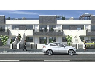Beautiful 3 BED Garden apartment - 600..