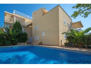 Beautifully decorated property located in the sought after..