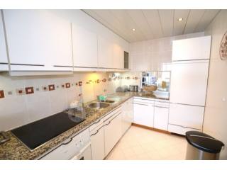 Beautiful 2 Bedroom Ground Floor..
