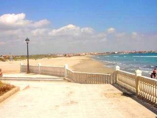 Lovely 3 bed apartment near El Mojon..
