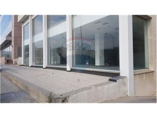 Show Room - For Rent - Limassol..