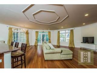 2 bedroom Apartment For Sale: 55 1ST..