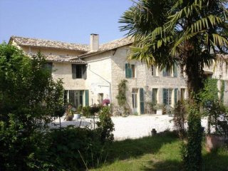 6 Bedroom Maison De Maitre With Large..