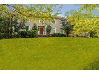 4 bedroom House For Sale: 22 Knapp Road..
