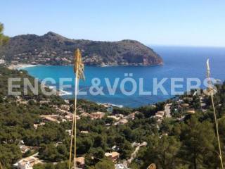 Plot of land with wonderful sea views