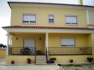 T4 - House