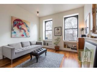 2 bedroom Apartment For Sale: 821..