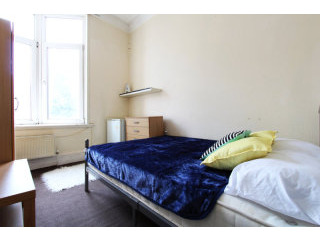 Single with single bed near Kilburn..