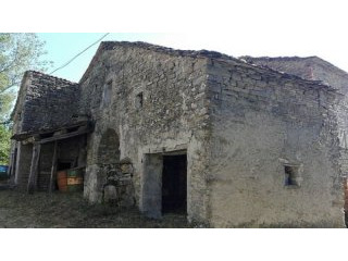 Large Detahced Stone Property With Land