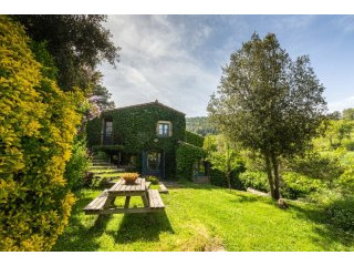 Charming Masia for sale surrounded by..