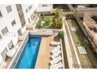 Excellent and lovely third floor town centre apartment with..