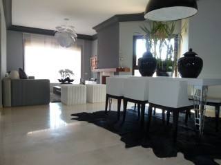 luxury apartment - 2 Bed - 2.5 Bath -..