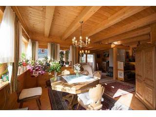Country House Directly at the SKISLOPE..