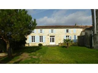 Charante House 8 Rooms