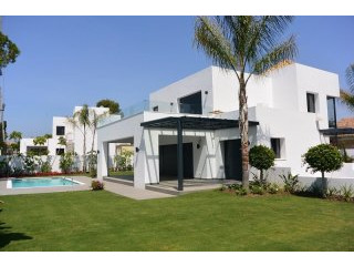 5 Bedrooms - Villas - Malaga - For Sale