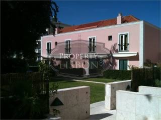 T3 Luxury Lisbon Apartment for Sale..