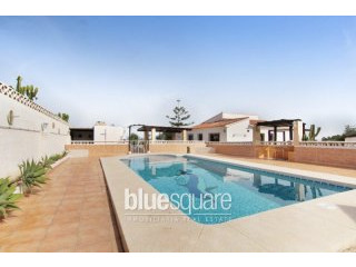 Nice house with stunning sea views