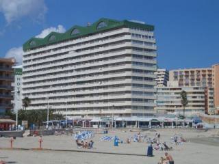 Edificio Esmeralda First line 2..