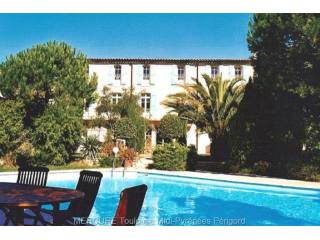 12 bedroom House For Sale: 11000 AUDE