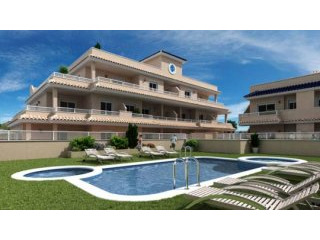 3 Bedroom 2 Bathroom Apartment In Pilar..