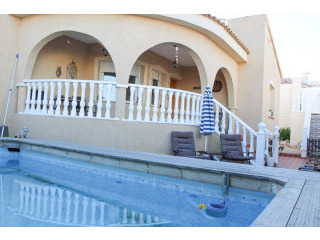 3 Bedrooms - Villa - Alicante - For Sale
