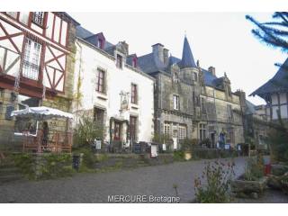 5 bedroom Character For Sale: 56220..