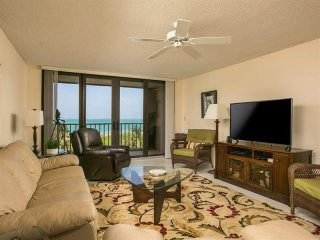 2 bedroom Flat For Sale: 5047 N Highway..