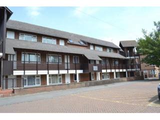 Apartment - Tenure: Leasehold The..