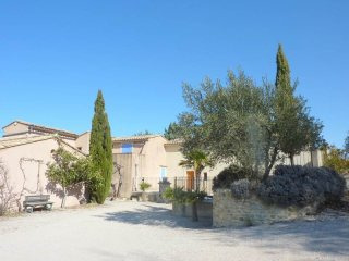 Fully Restored Farmhouse In Beautiful..