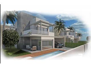 Detached villa in Cabo Roig