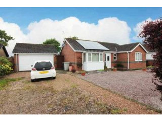 3 bedroom, Detached Bungalow house for..
