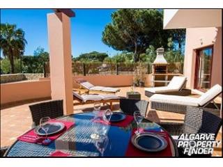 Te Koop: Appartement In Centraal..