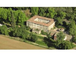 Former 12st Century Domain With Guest..