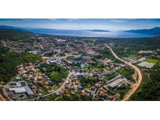 Marčelji - građevinski teren za poslovno stambeni objekt, ha