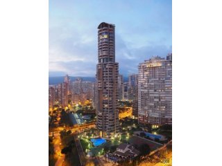 Apartamento en uno de emblemáticos rascacielos de Benidorm..