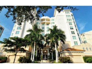 3 bedroom Town House For Sale: 409 N..
