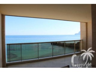 Modern frontline apartment. Very quiet beach next to luxury..