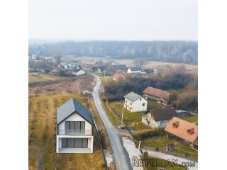 Tvoja oaza mira - građevinsko zemljište u zelenilu, nadomak