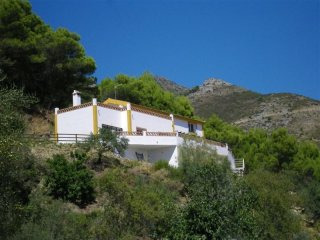 3 Bedroom Finca Villa