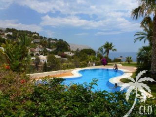 This cozy apartment is located in a very quiet area 100..