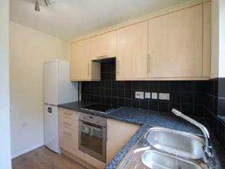 2 bed town house to rent